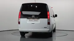 2023 Hyundai Staria Cargo 5-Seater, белый — фото 4