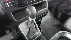 2023 Hyundai Staria Cargo 5-Seater, белый — фото 9