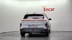 2023 Hyundai Kona Inspiration, белый — фото 4