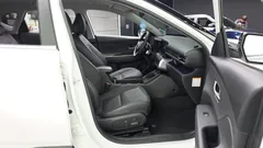 2023 Hyundai Kona Inspiration, белый — фото 11