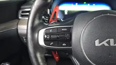 2023 Kia K5 1.6 Turbo, серый — фото 19