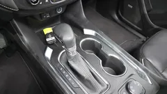 2023 Chevrolet Traverse 3.6 AWD Redline, белый — фото 9