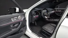 2022 Mercedes-Benz E-Class E350 4MATIC AMG Line, белый — фото 10