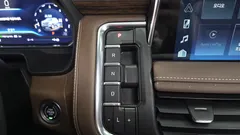 2022 Chevrolet Tahoe 6.2 Dark Knight 4WD — фото 9