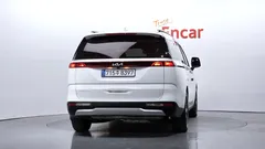 2023 Kia Carnival Gasoline 11-Seater Prestige — фото 4