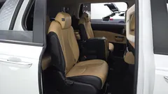 2023 Kia Carnival Gasoline 11-Seater Prestige — фото 11
