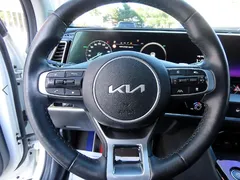 2023 Kia Sportage Signature Gravity 2WD, белый — фото 8
