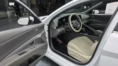 2023 Hyundai Avante 1.6, белый — фото 10