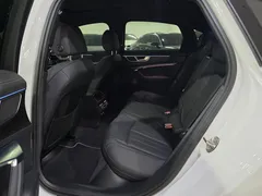 2022 Audi A6 45 TDI Quattro Premium — фото 6