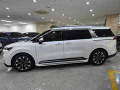 2023 Kia Carnival Gasoline 9-Seater Signature, белый — фото 3