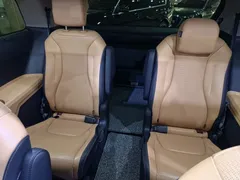 2023 Kia Carnival Gasoline 9-Seater Signature, белый — фото 8