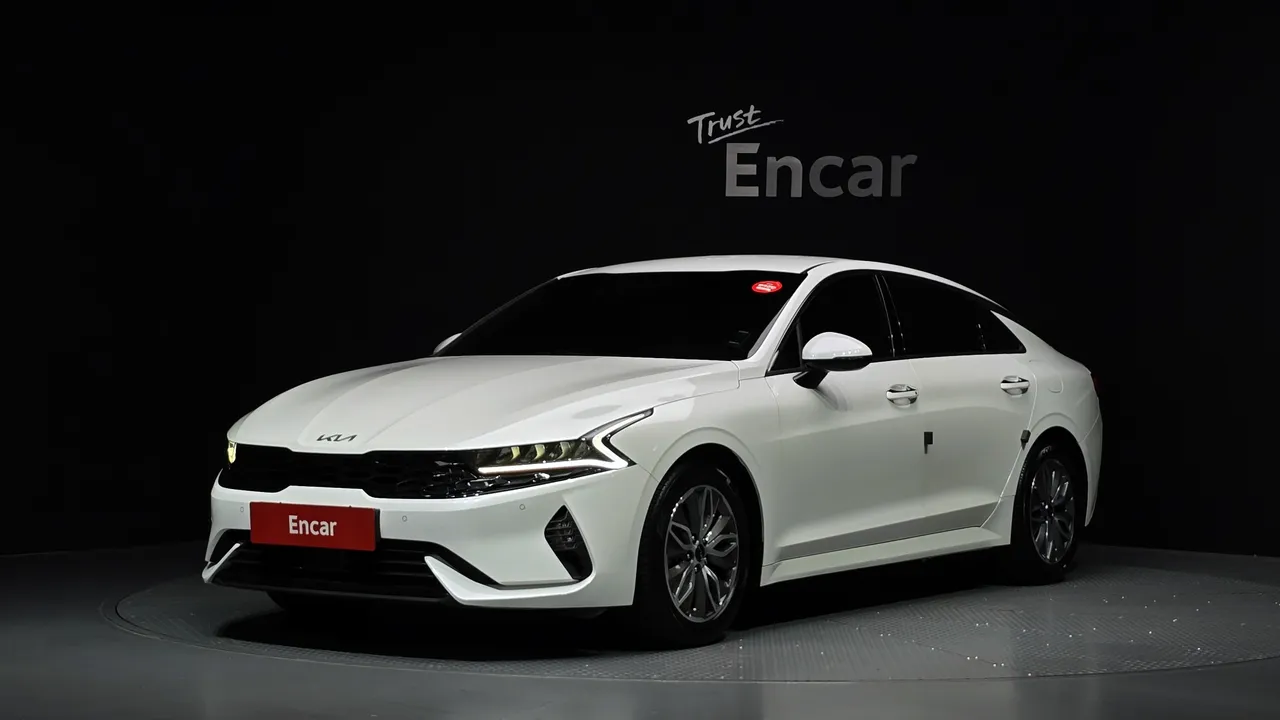 2023 Kia K5 Prestige