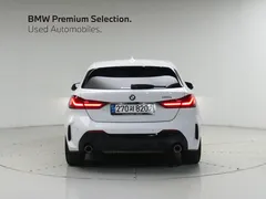 2022 BMW 1-Series 120i M Sports, белый — фото 4
