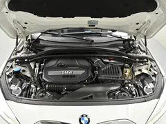 2022 BMW 1-Series 120i M Sports, белый — фото 6