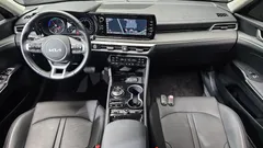 2023 Kia K5 Trendy, чёрный — фото 7