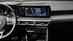 2023 Kia K5 Trendy, чёрный — фото 14