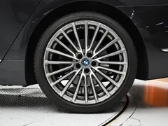 2022 BMW 7-Series 745e iPerformance Design Pure Excellence — фото 5