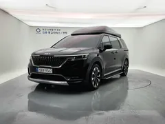2023 Kia Carnival Diesel 7-Seater Hi-Limousine — фото 1