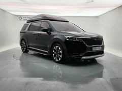 2023 Kia Carnival Diesel 7-Seater Hi-Limousine — фото 2