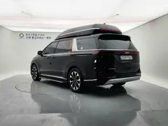 2023 Kia Carnival Diesel 7-Seater Hi-Limousine — фото 4