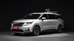 2023 Kia Carnival Diesel 9-Seater Signature, серо-серебристый — фото 1