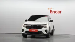 2023 Kia Seltos Gasoline 2.0 2WD, белый — фото 3