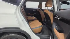 2023 Kia Seltos Gasoline 2.0 2WD, белый — фото 12