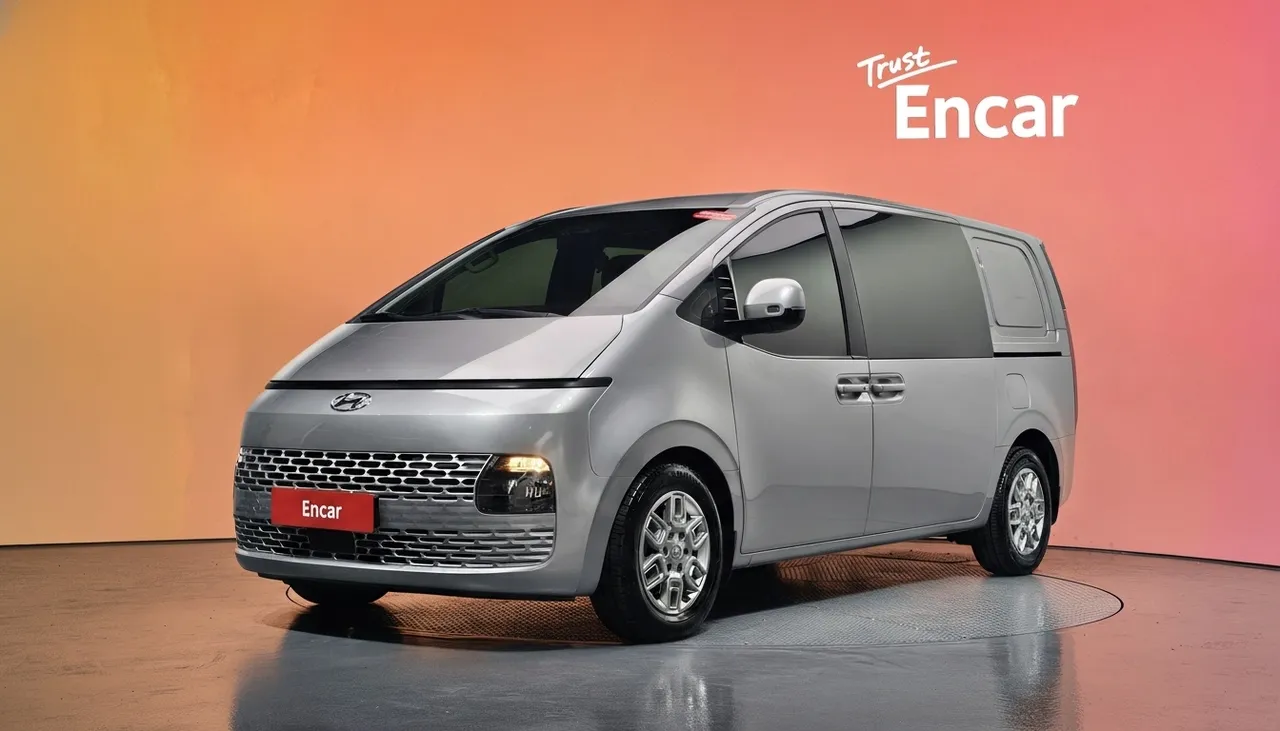 2022 Hyundai Staria Cargo 5-Seater
