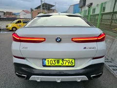 2022 BMW X6 M50i — фото 8