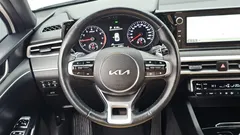 2023 Kia K5 2.0, белый — фото 13