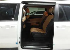 2023 Kia Carnival Diesel 9-Seater Prestige — фото 15