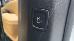 2023 Kia Carnival Diesel 9-Seater Signature — фото 17