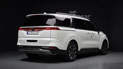 2023 Kia Carnival Gasoline 7-Seater Signature, белый — фото 2