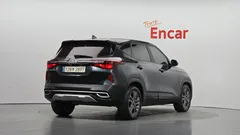 2023 Kia Seltos Gasoline 1.6 Turbo 2WD, серый — фото 2