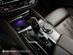 2023 BMW 5-Series 523d M Sport — фото 9