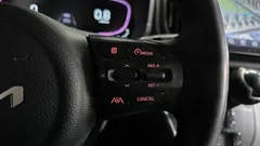 2023 Kia Ray Prestige, белый — фото 17