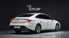 2022 Hyundai Sonata 2.0, белый — фото 2