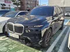 2023 BMW X7 xDrive 40i M Sport 6STR — фото 3