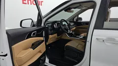 2023 Kia Carnival Gasoline 9-Seater Prestige, белый — фото 10