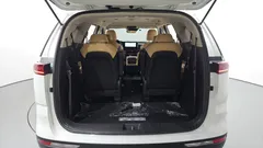 2023 Kia Carnival Gasoline 9-Seater Prestige, белый — фото 15