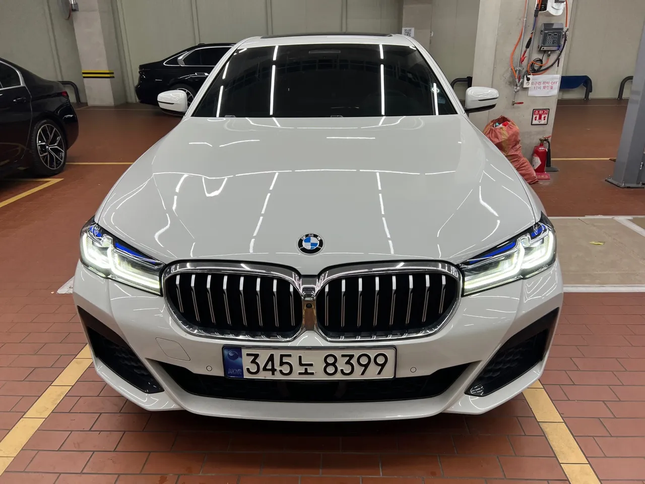 2023 BMW 5-Series 530i xDrive M Sport Package