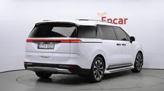2023 Kia Carnival Gasoline 9-Seater Signature, белый — фото 2
