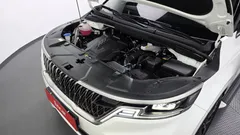 2023 Kia Carnival Gasoline 9-Seater Signature, белый — фото 6