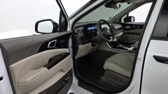 2023 Kia Carnival Gasoline 9-Seater Signature, белый — фото 10
