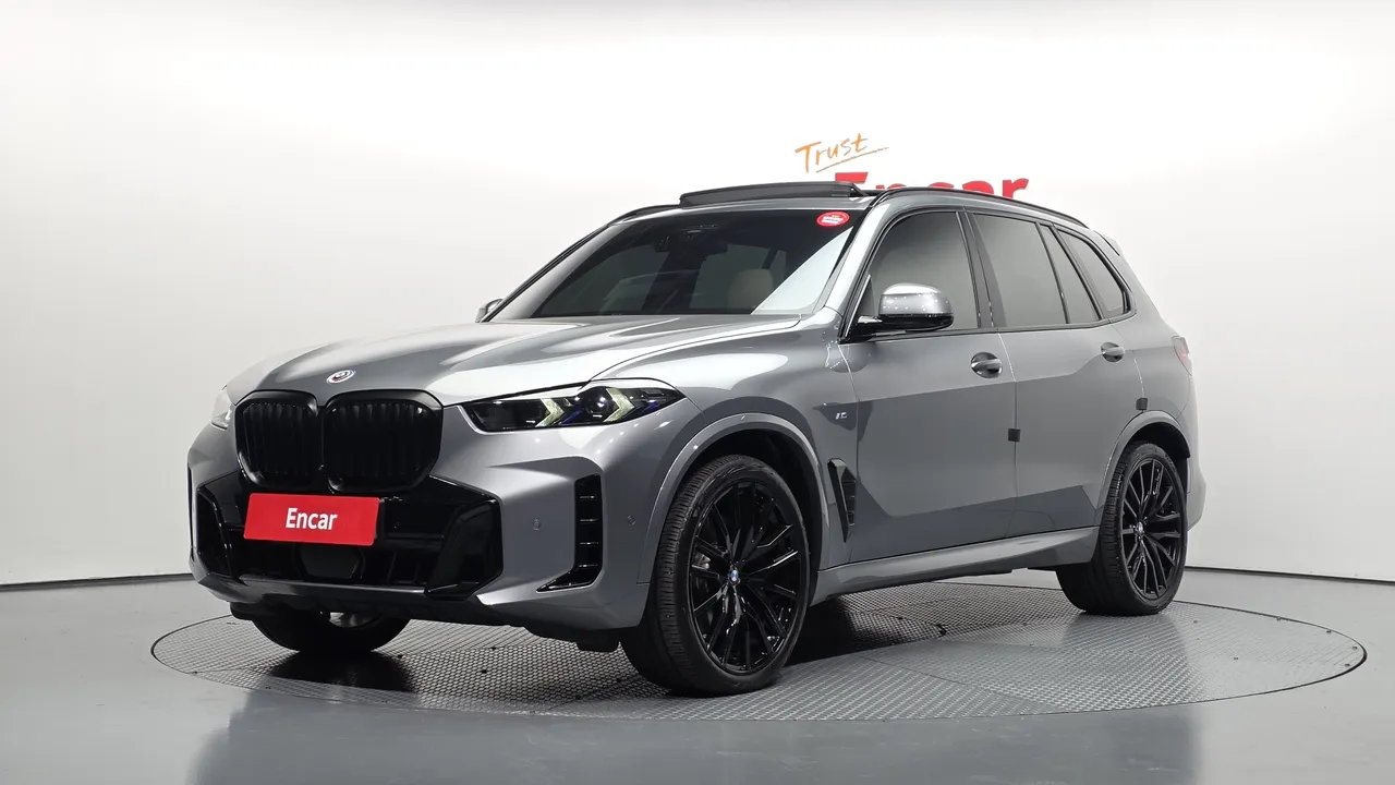 2024 BMW X5 xDrive 40i M Sport First Edition