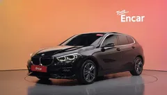 2022 BMW 1-Series 120i Sports — фото 1