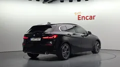 2022 BMW 1-Series 120i Sports — фото 2