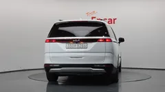 2023 Kia Carnival Gasoline 9-Seater Prestige, белый — фото 4