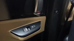 2023 Kia Carnival Gasoline 9-Seater Prestige, белый — фото 20