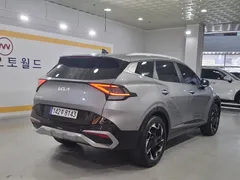 2023 Kia Sportage Diesel 2.0 2WD, серо-серебристый — фото 2